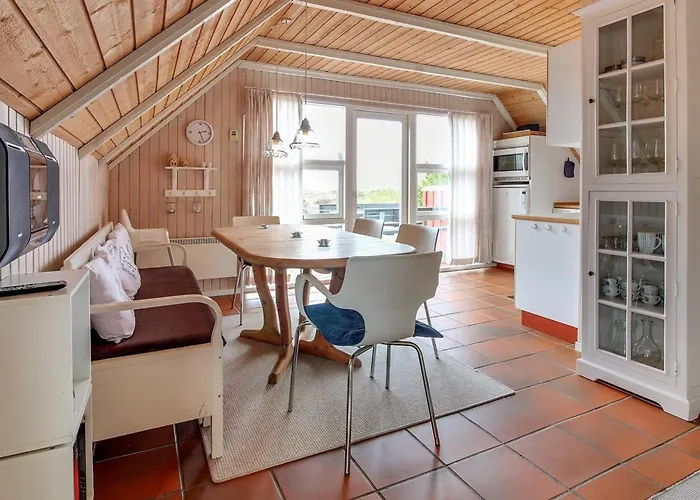 Dida - 3-1km From The Sea By Interhome *